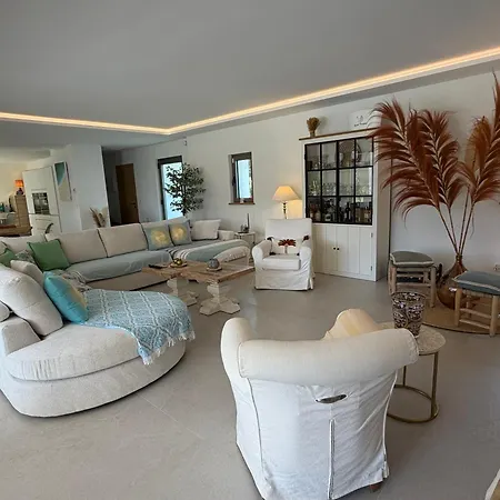 Villa Elegance *