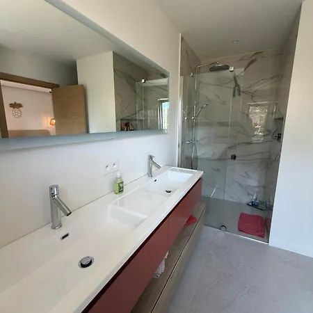Elegance Villa *